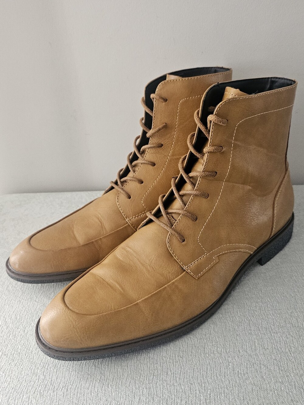 NWOB ALFANI Oliver Lace Up Mens Boots